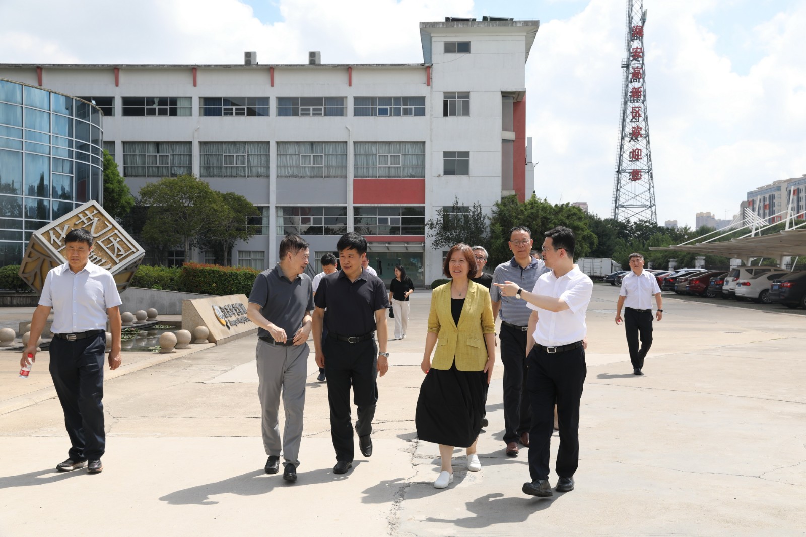 1--官网.jpg