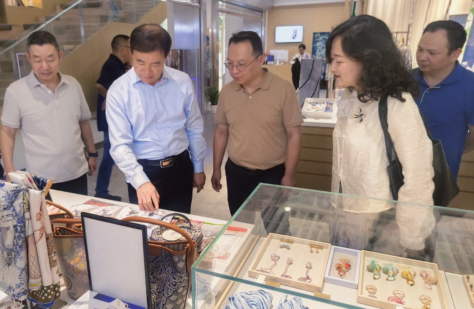 2--官网.jpg